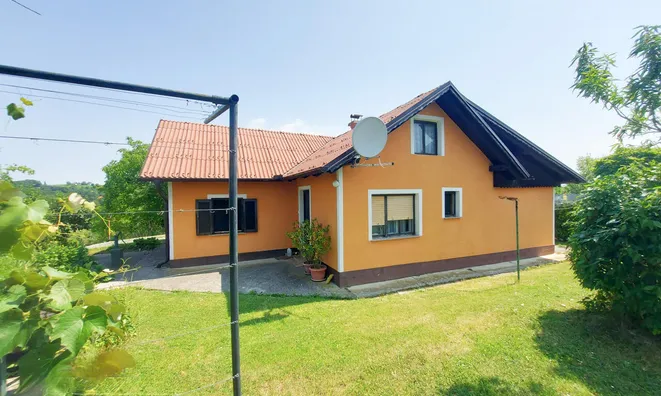 Недвижимость Шомат.: 3