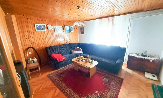 Недвижимость Шомат.: 9