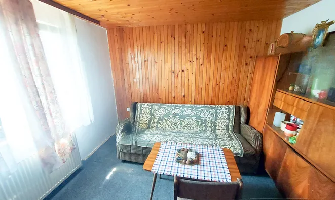 Недвижимость Шомат.: 12