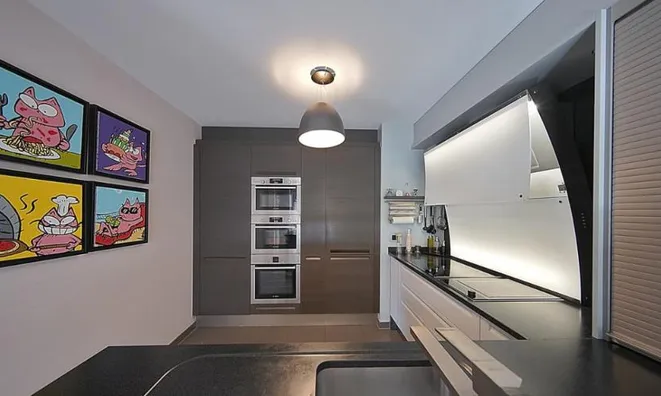 Недвижимость Apartment 5 rooms: 5