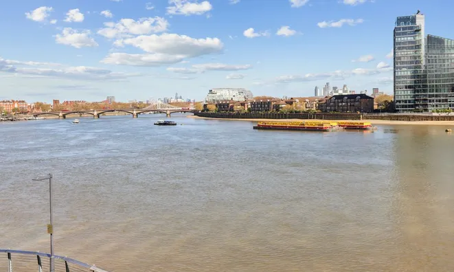 Недвижимость Waterfront Drive: 5