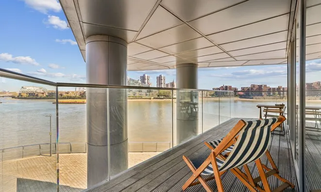 Недвижимость Waterfront Drive: 15