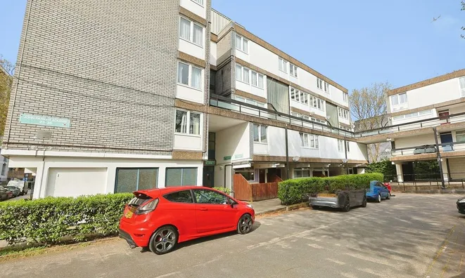 Недвижимость John Parker Square: 9