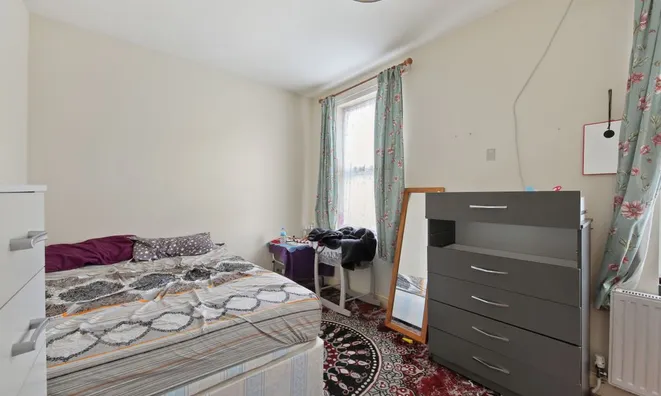 Недвижимость Craven Park Road: 3