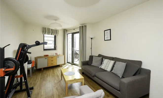 Недвижимость Merryfield Court, 283-303 Uxbridge Road: 2