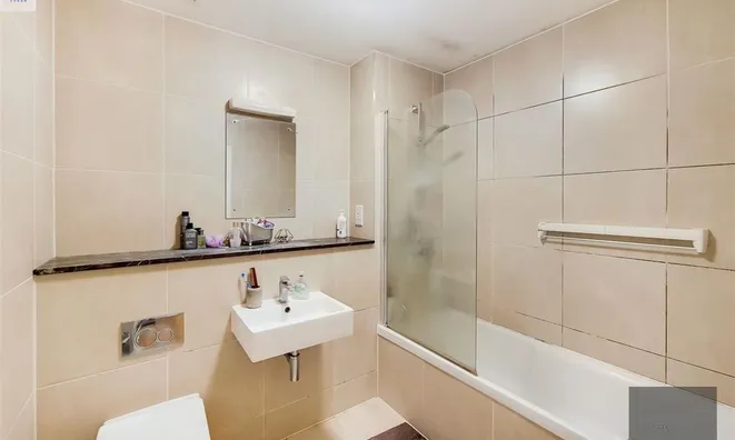Недвижимость Stewarts Road, Nine Elms: 1