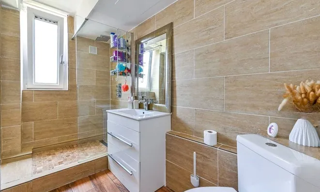 Недвижимость De Beauvoir Estate: 10