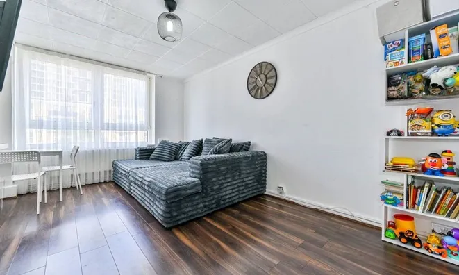 Недвижимость De Beauvoir Estate: 11