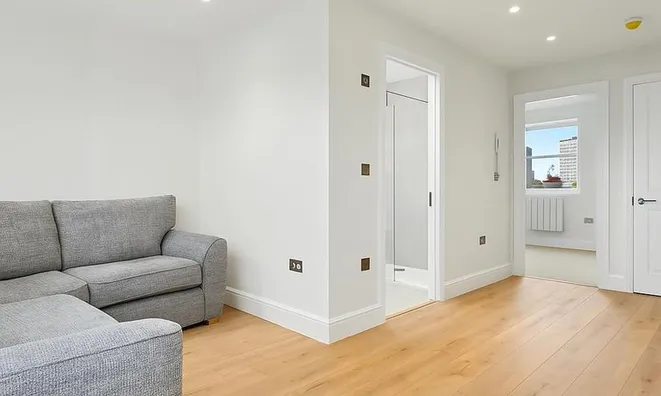 Недвижимость Battersea Park Road: 6