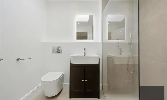 Недвижимость Battersea Park Road: 8