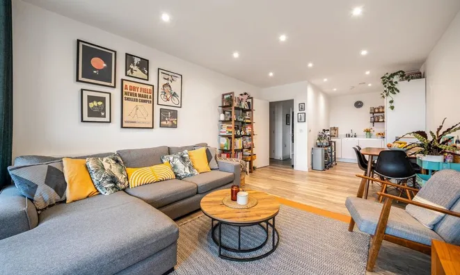 Недвижимость Scena Way, Camberwell: 2