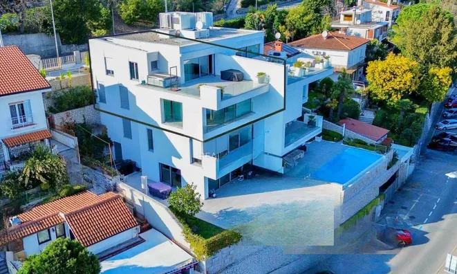 Недвижимость Четырёхкомнатная квартира в центре: 5