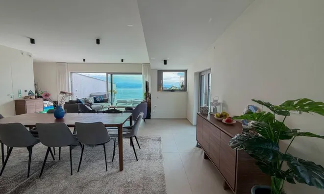 Недвижимость Четырёхкомнатная квартира в центре: 22