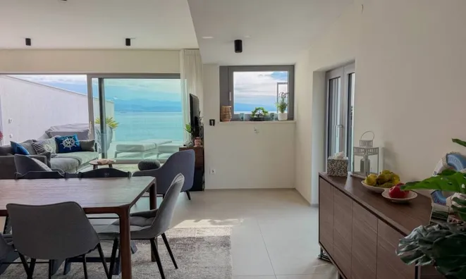 Недвижимость Четырёхкомнатная квартира в центре: 23