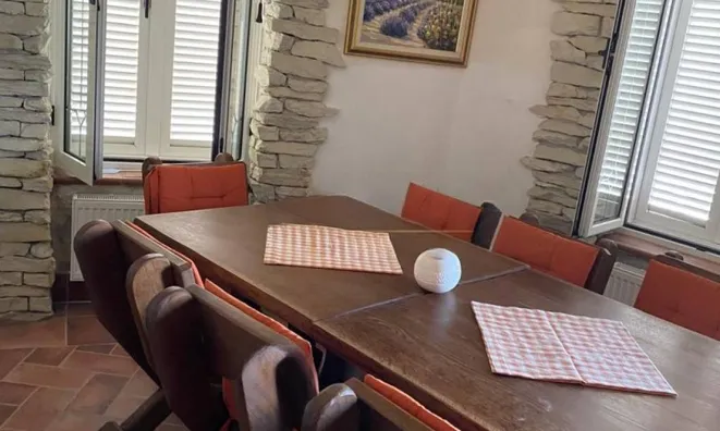 Недвижимость Многоквартирный дом Волоско: 7