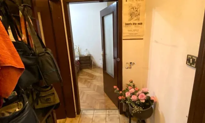 Недвижимость Трёхкомнатная квартира в центре: 16