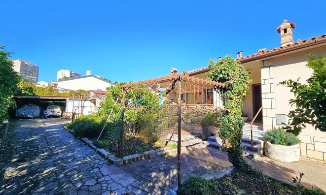 Недвижимость Дом, Копер, Семедела: 2