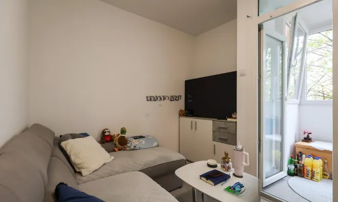 Недвижимость Квартира 1,5-комнатная Бежиград: 7