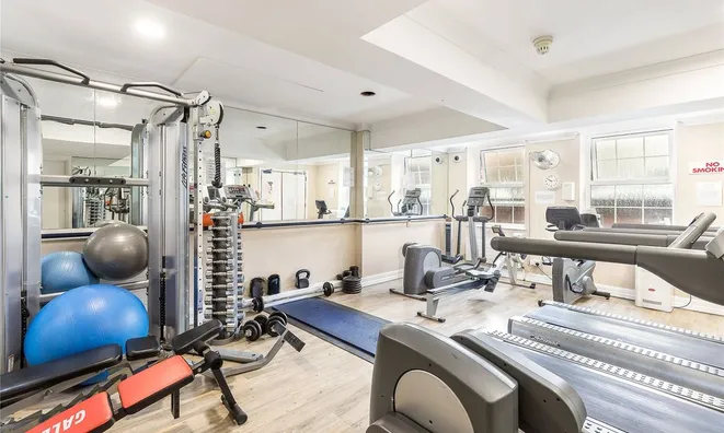 Недвижимость Crown Lodge, 12 Elystan Street: 4