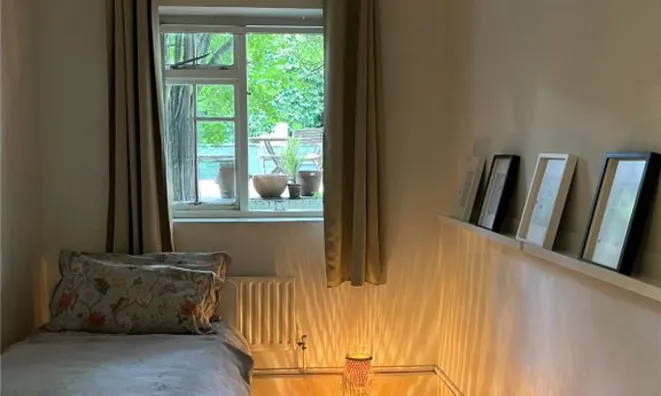 Недвижимость Finborough Road: 4