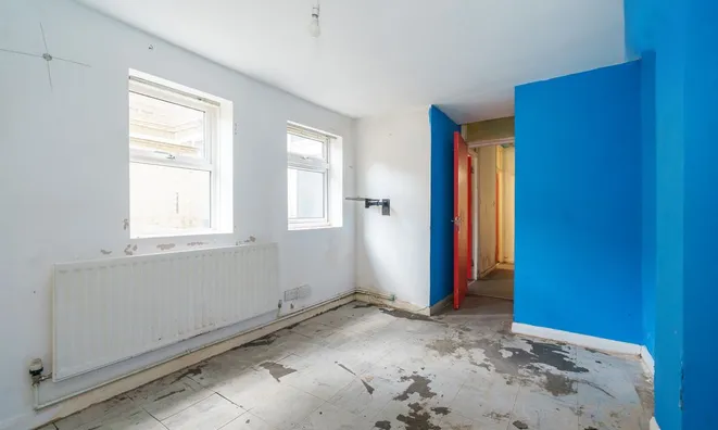 Недвижимость Portnall Road: 4