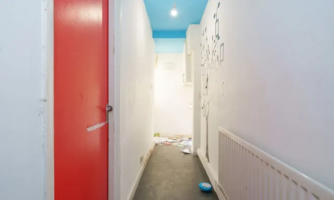 Недвижимость Portnall Road: 7