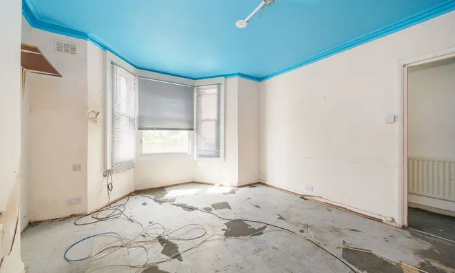 Недвижимость Portnall Road: 14