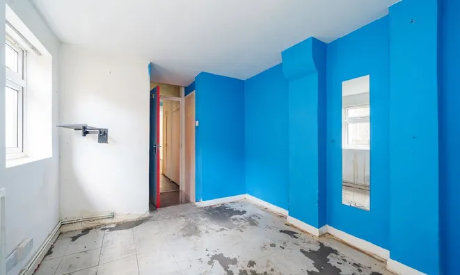 Недвижимость Portnall Road: 20