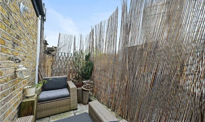 Недвижимость Goldhawk Road: 7