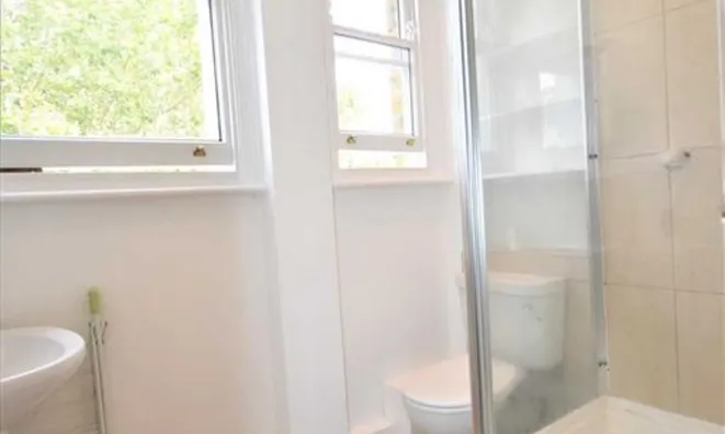 Недвижимость Dewsbury Court, Chiswick: 2