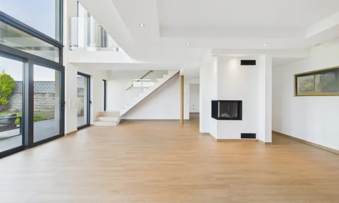 Недвижимость House 5 bedrooms for sale in Canach: 2