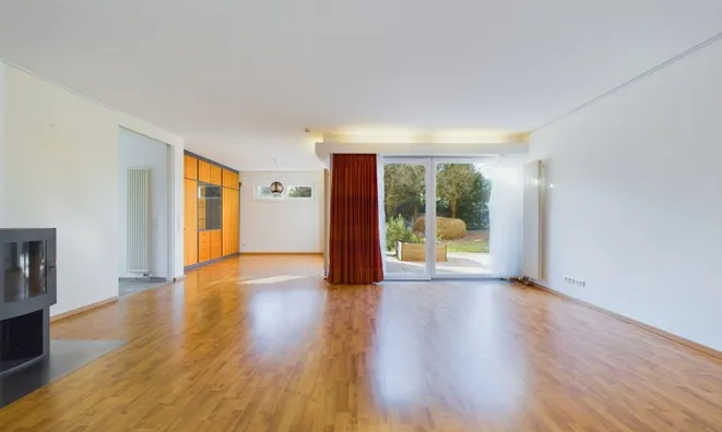 Недвижимость Villa 4 bedrooms for sale in Bridel: 3