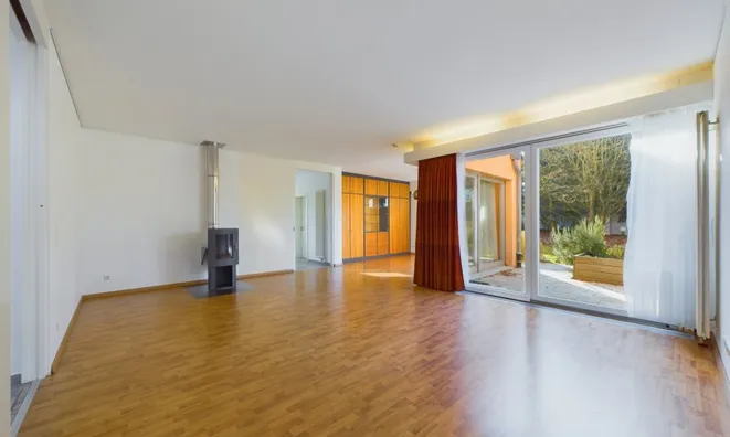 Недвижимость Villa 4 bedrooms for sale in Bridel: 4