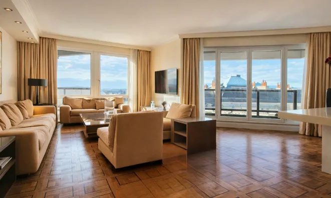 Недвижимость Apartment 5 rooms: 2