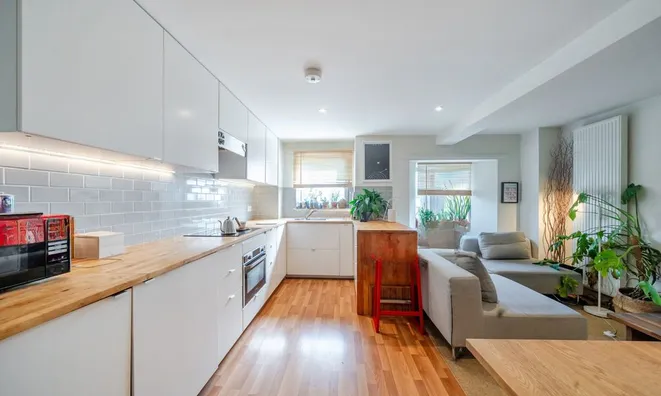 Недвижимость Normandy Place, Bourbon Lane, Shepherd's Bush: 5