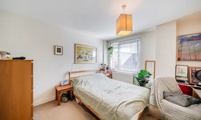 Недвижимость Normandy Place, Bourbon Lane, Shepherd's Bush: 8