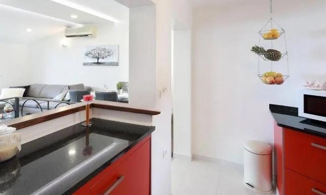 Недвижимость Двухкомнатная квартира, Опатия: 12