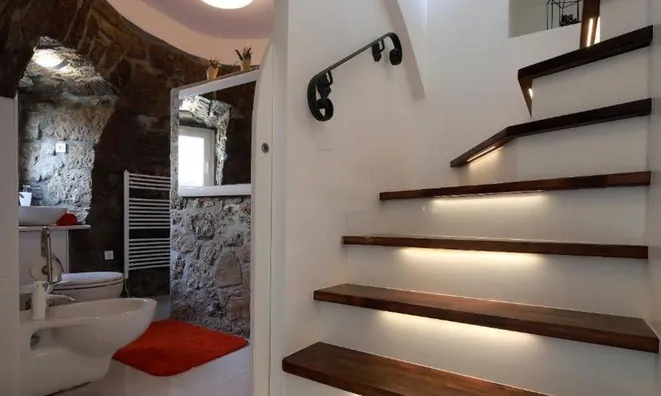 Недвижимость Двухкомнатная квартира, Опатия: 18