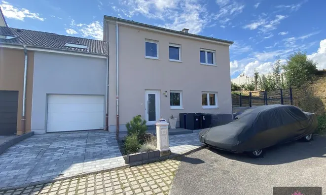 Недвижимость House 3 bedrooms for sale in Neunhausen: 1