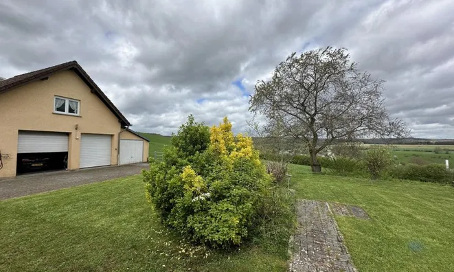 Недвижимость House 4 bedrooms for sale in Ettelbruck: 4