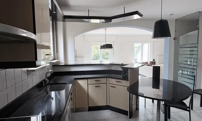 Недвижимость Semi-detached house 6 bedrooms for sale in Bertrange: 6