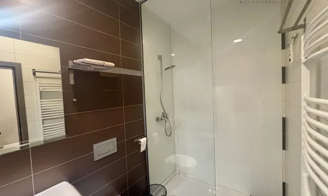 Недвижимость Квартира 3-комнатная Новоцентр: 2