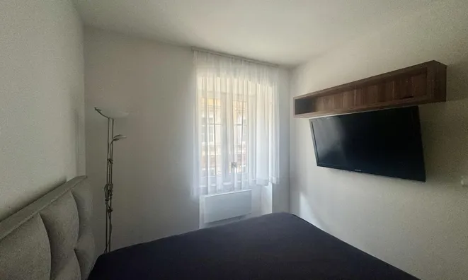 Недвижимость Квартира 3-комнатная Новоцентр: 9