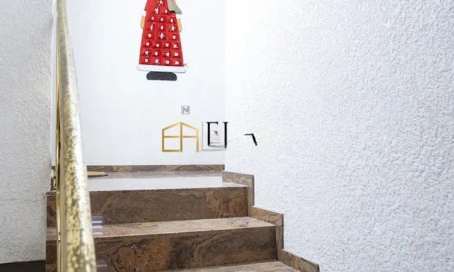 Недвижимость Пятикомнатная и более квартира в Нова Сеча: 18