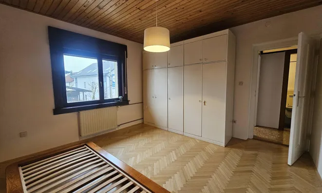 Недвижимость Дом, Врховцы: 8