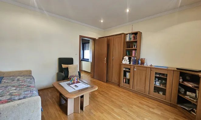 Недвижимость Дом, Врховцы: 11