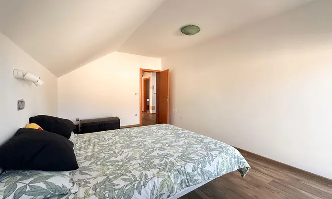 Недвижимость Дом в Поле: 10