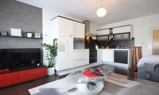 Недвижимость Дом, Тихое Место: 5