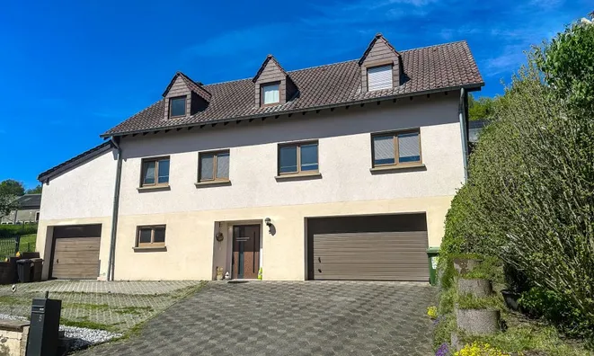 Недвижимость House 4 bedrooms for sale in Hobscheid: 2