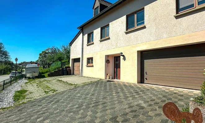 Недвижимость House 4 bedrooms for sale in Hobscheid: 4